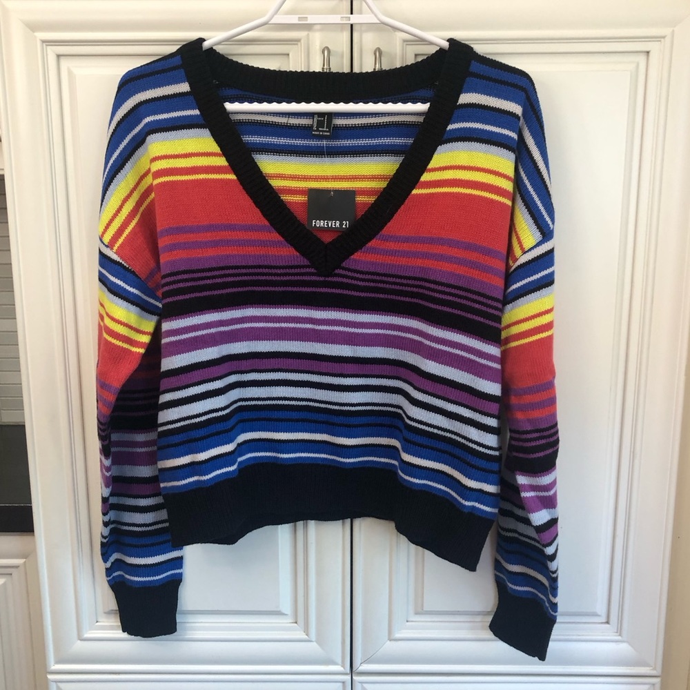 NWT Forever 21 women’s crop sweater
